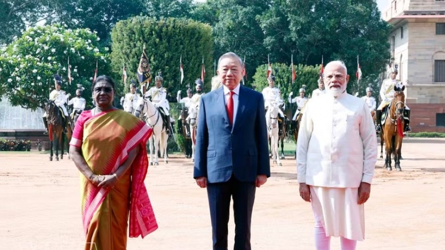 India hosts official welcome ceremony for Vietnam's top leader